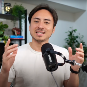 keyword_5 /creators/creator-6.png
